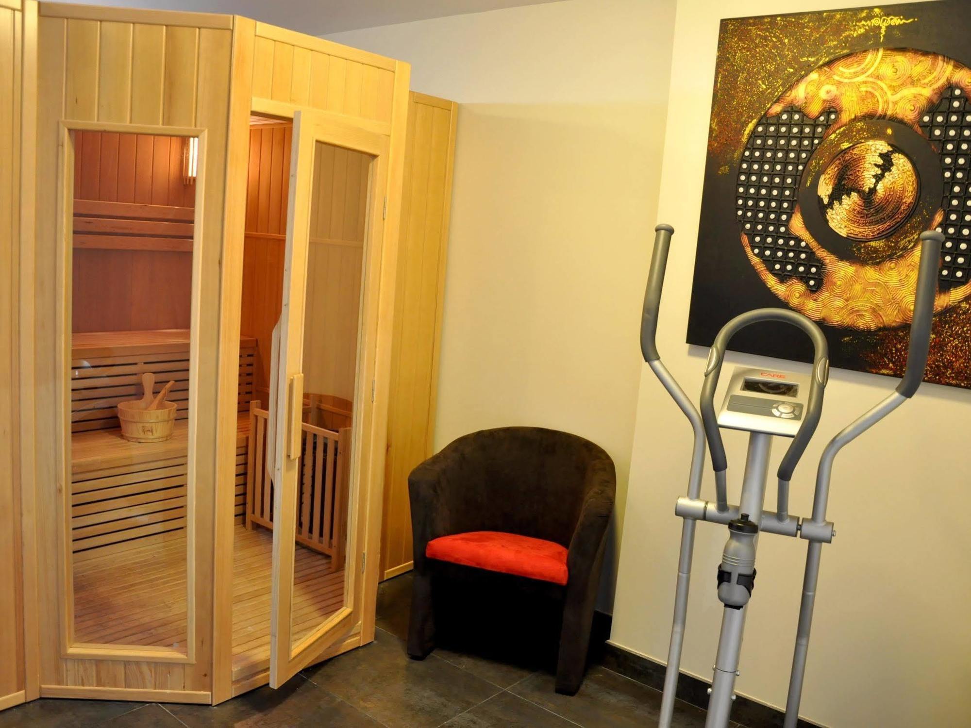 Hotel No Minoe Locminé Εξωτερικό φωτογραφία